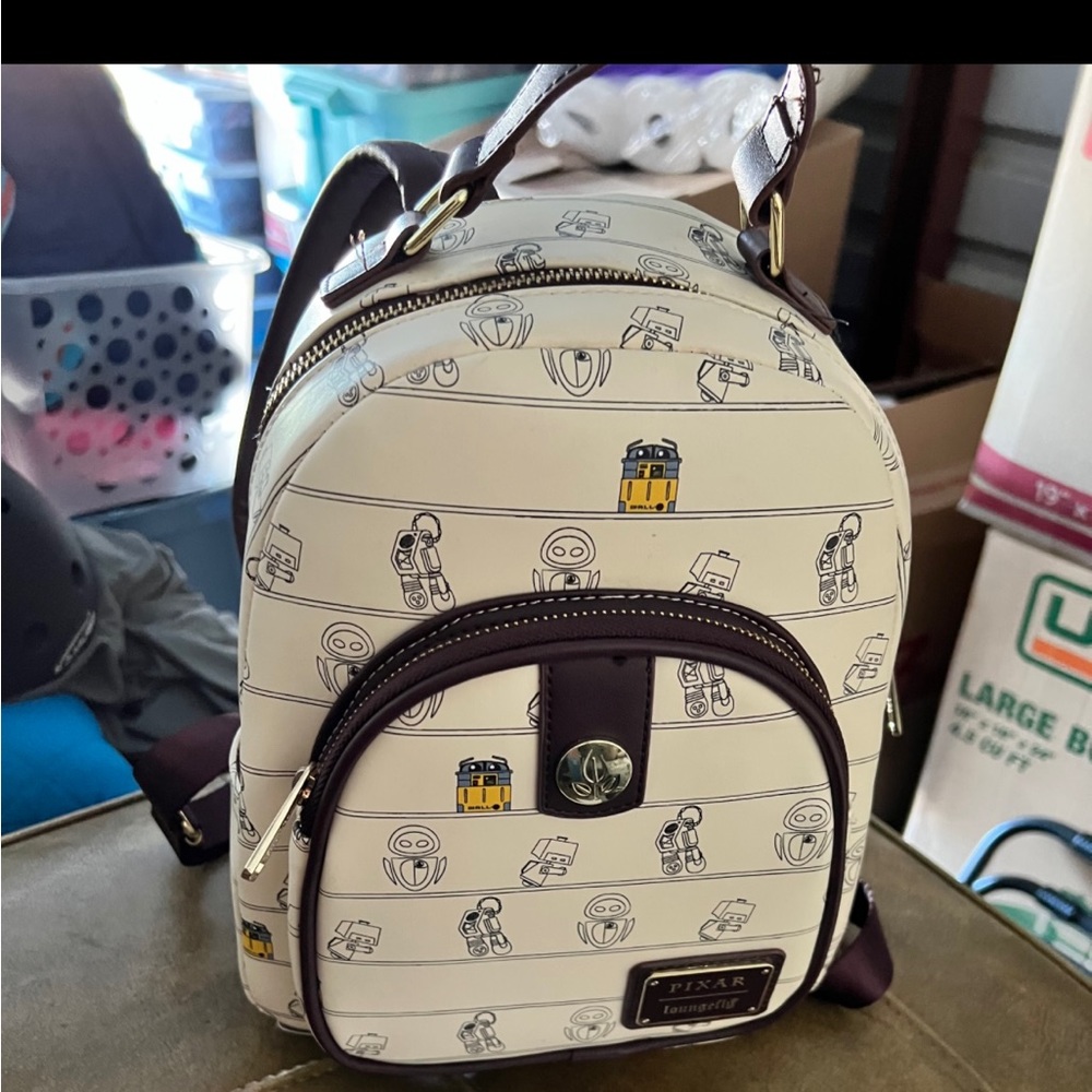 Loungefly Disney Wall-e and Eva mini backpack